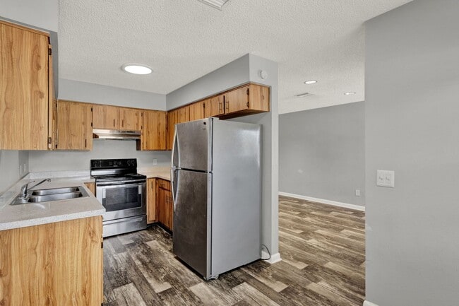 Building Photo - ***1ST MONTH RENT FREE! Cute 1 Bedroom Apartment In Orange City