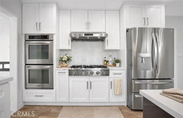 Building Photo - 4450 Hayvenhurst Ave