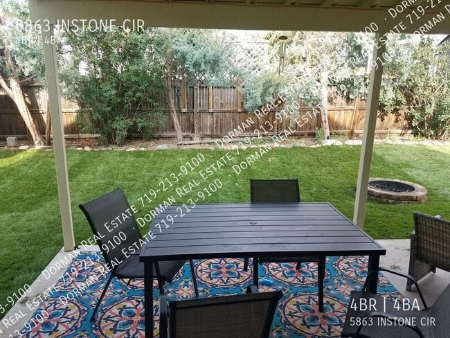 Building Photo - 5863 Instone Cir