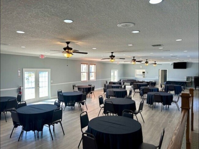 Building Photo - 146 Berkley Cir