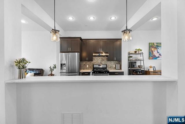 Building Photo - 109 Roosevelt Dr