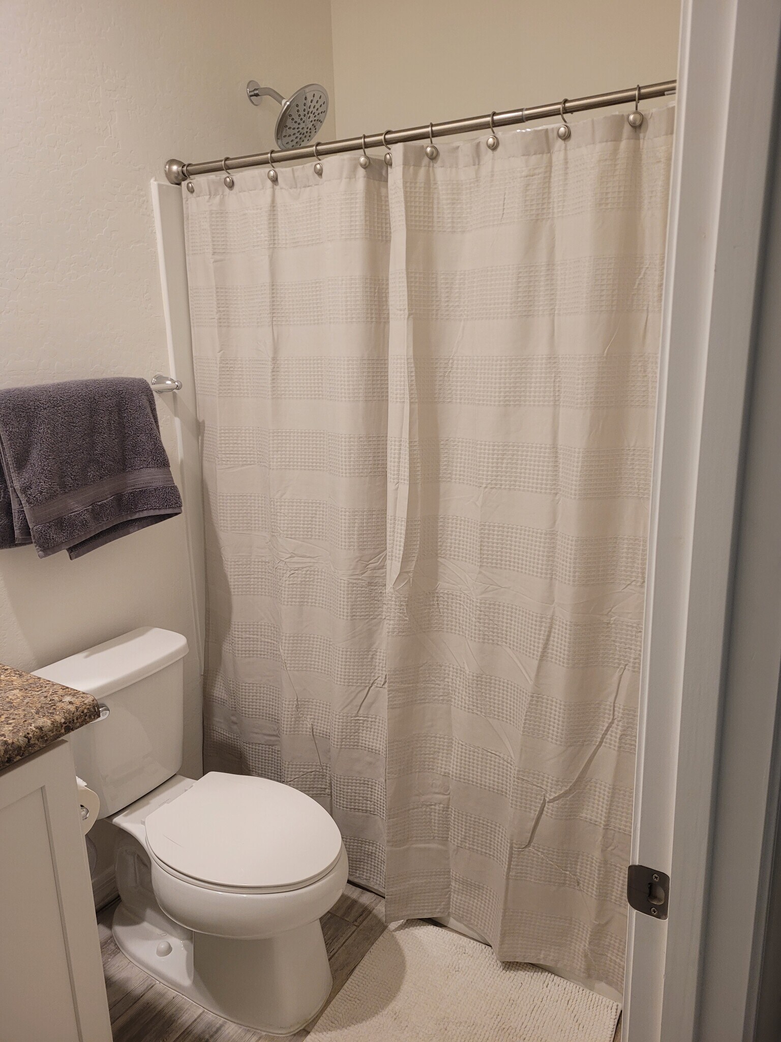 Building Photo - 11619 W Parkway Ln