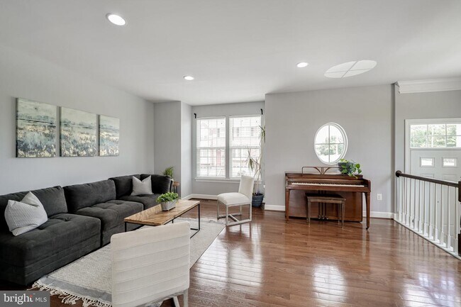 Building Photo - 6262 Summit Point Ct