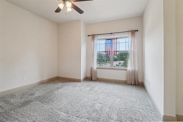 Building Photo - 8217 Almont Dr