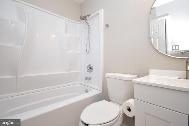 Building Photo - 8853 Teakwood Ct