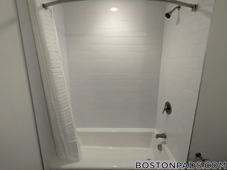 Building Photo - 55 Brighton Ave