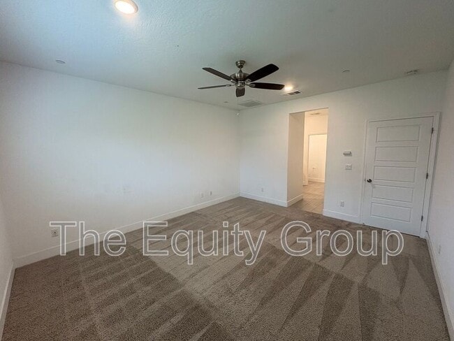 Building Photo - 217 E Tyler Ct