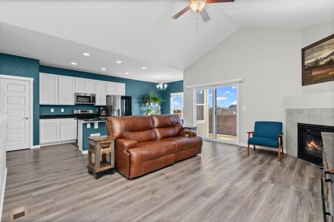 Building Photo - 965 Mount Andrew Dr