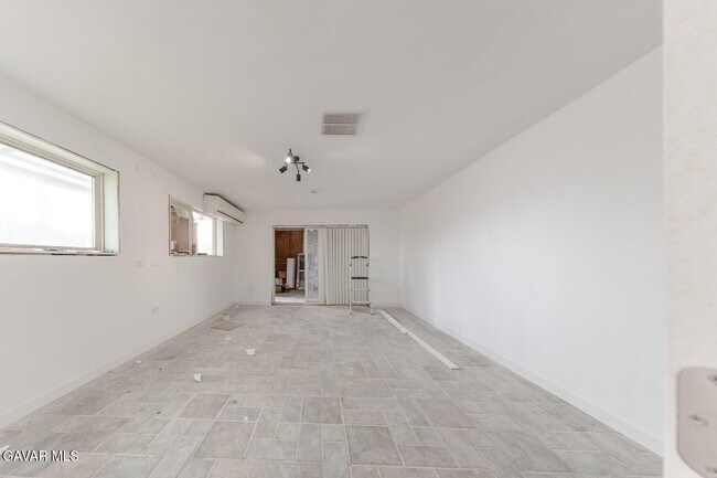 Building Photo - 16822 Glenfall Ave