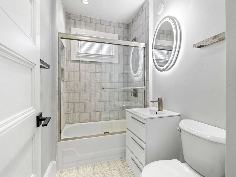 Building Photo - 36 Hancock St