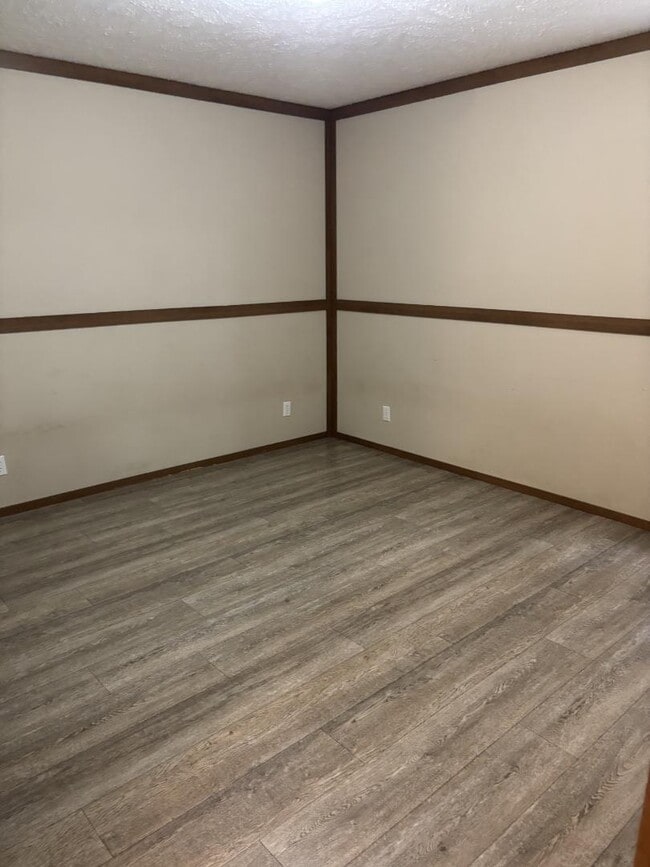 Building Photo - 2271 Beaver Dam Rd