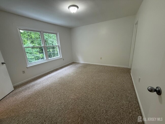 Building Photo - 309 Constitution Cir
