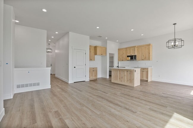 Building Photo - Brand New Idaho Falls Twin Home | Move-In ...