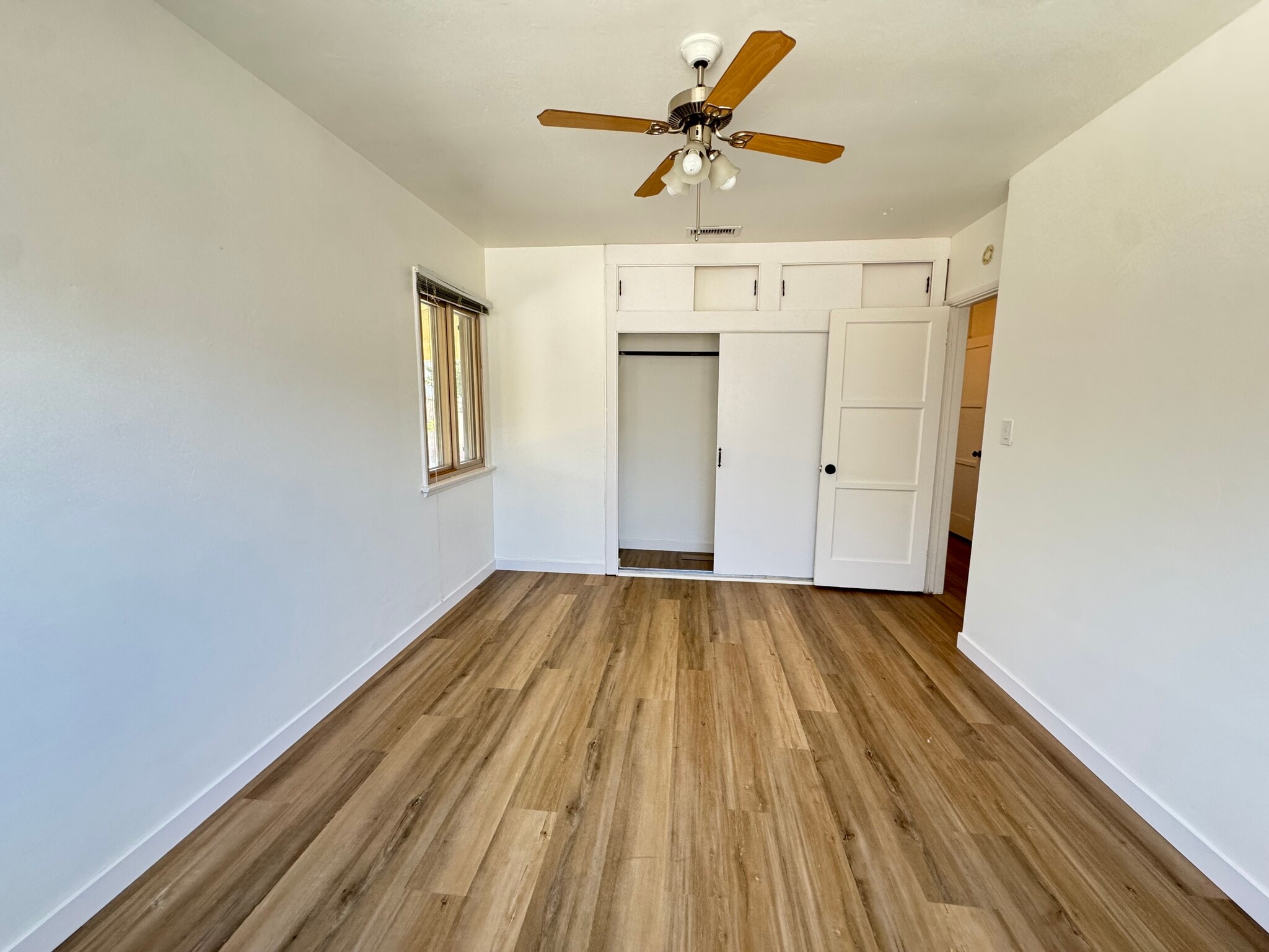 Building Photo - 10817 Cantara St