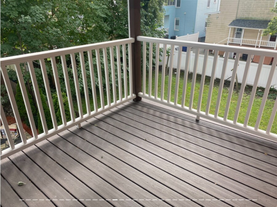 Building Photo - 10 Delaware St