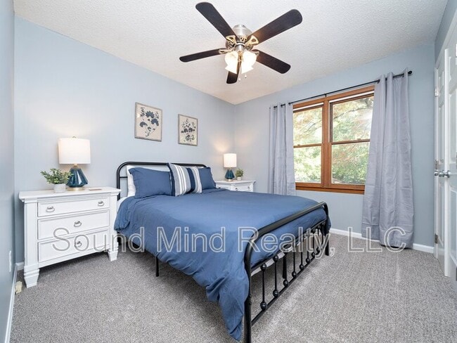 Building Photo - 3600 Ladywood Ct