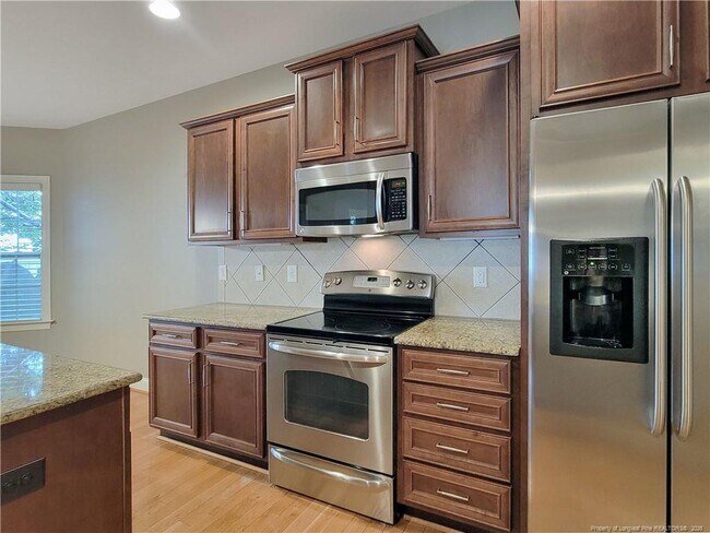 Building Photo - 414 Banagher Ln