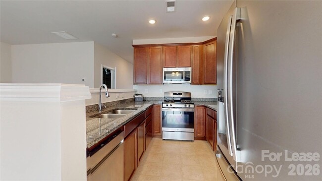 Building Photo - 6430 Revolutionary Trail