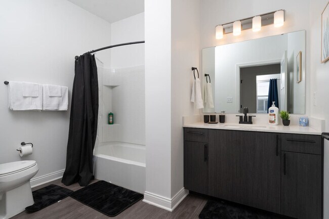 Building Photo - 5842 Leisure Ln