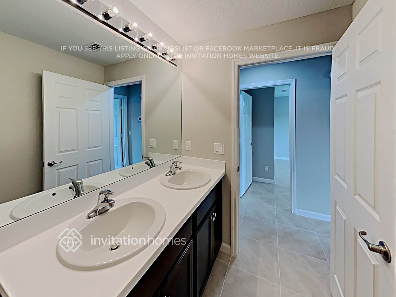 Building Photo - 225 SW Grove Ave