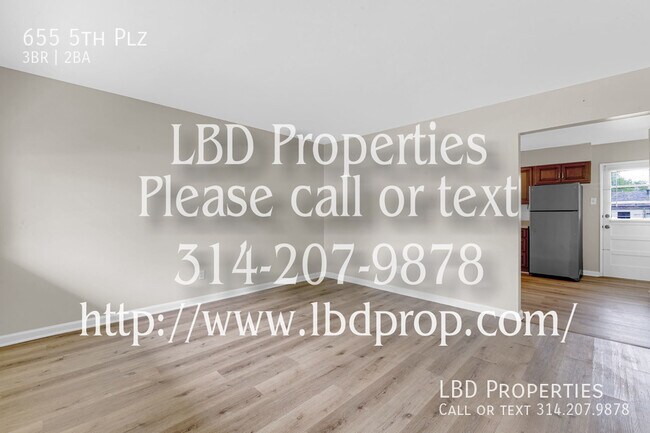 Building Photo - 655 5th Plaza