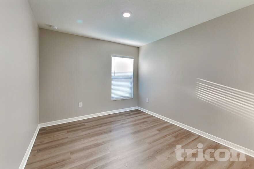 Building Photo - 4148 Salt Springs Ln