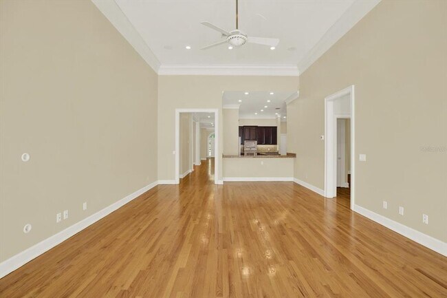Building Photo - 4518 W Woodmere Rd