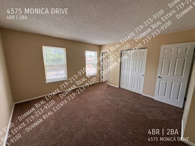 Building Photo - 4575 Monica Dr