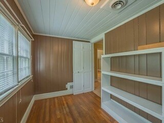 Building Photo - 152 Wildwood Dr