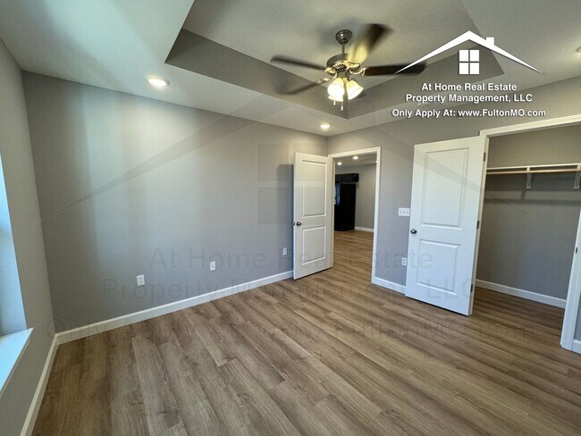 Building Photo - 2610 N Bluff St