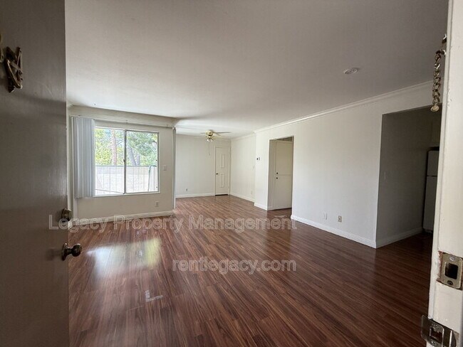 Building Photo - 5460 Concord Blvd
