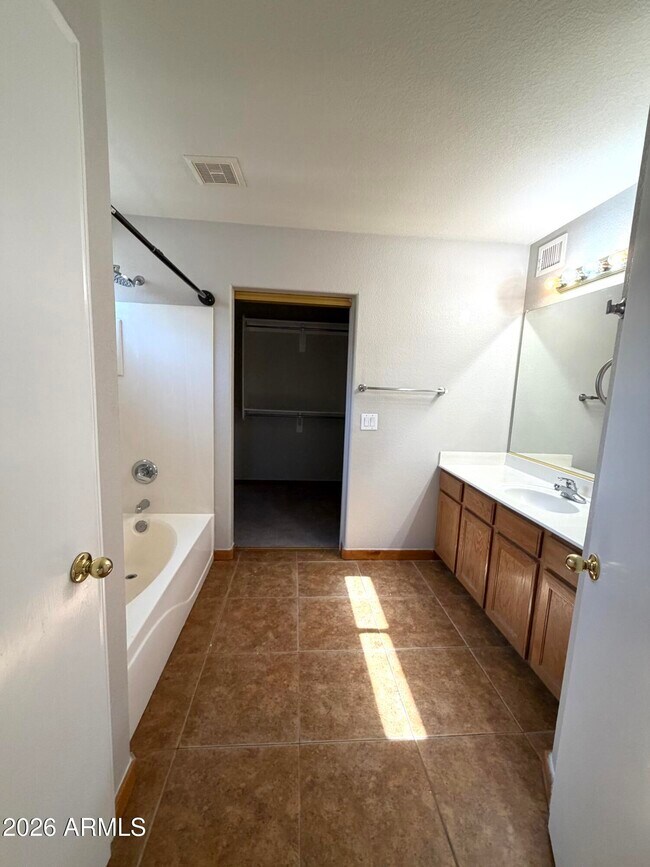 Building Photo - 3002 S 92nd Cir