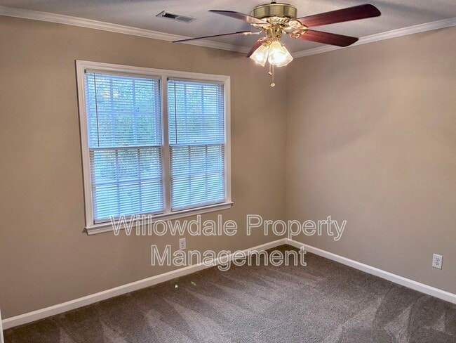 Building Photo - 4932 Harbour Towne Dr