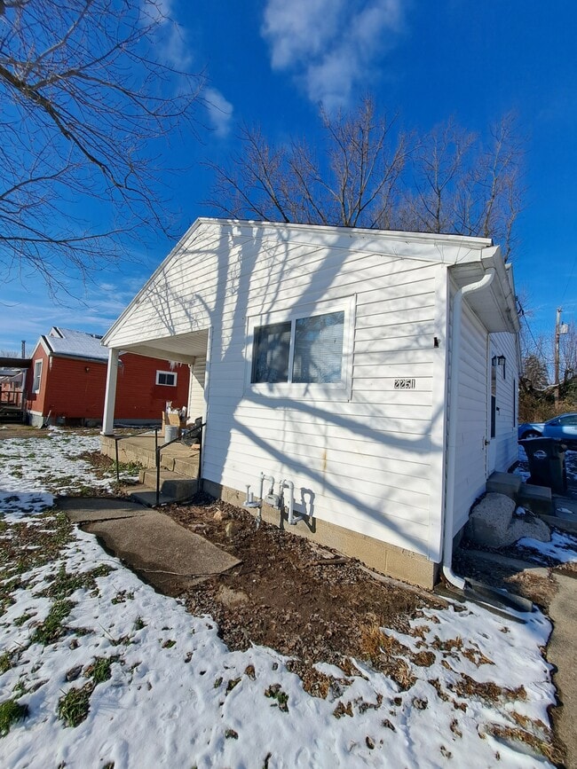 Building Photo - 2251 Martin Ave