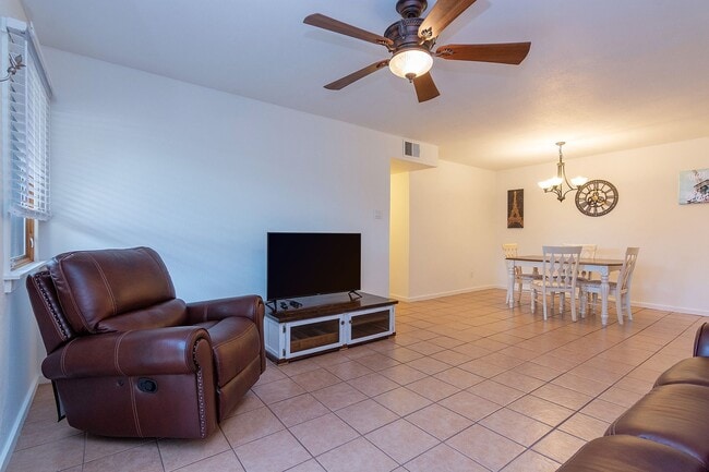 Building Photo - Fully Furnished Two Bedroom Condo Available Now!