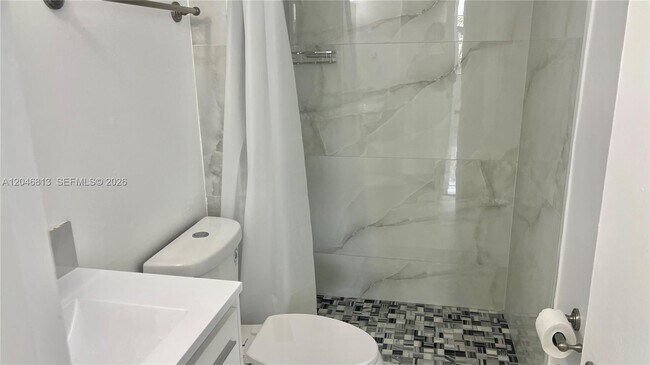 Building Photo - 488 NW 165th St