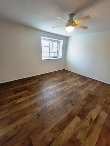 Building Photo - 1608 Shady Cove Ln