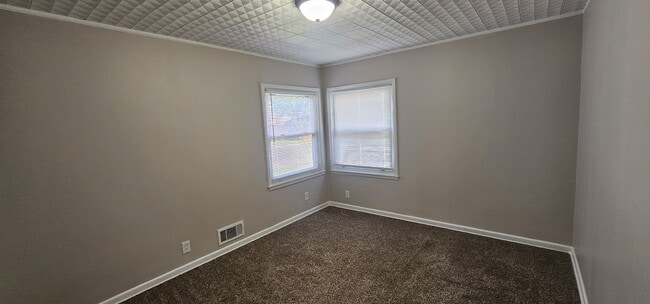 Building Photo - 5521 E Orme St