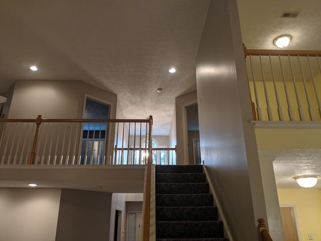 Building Photo - Huge 4 Bedroom Chester Transitional in Stoney Glen West with 2 Car Garage, $2225.00 p/month!