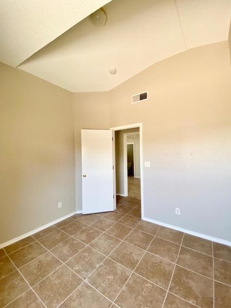 Building Photo - 2253 Tierra De Oro Way