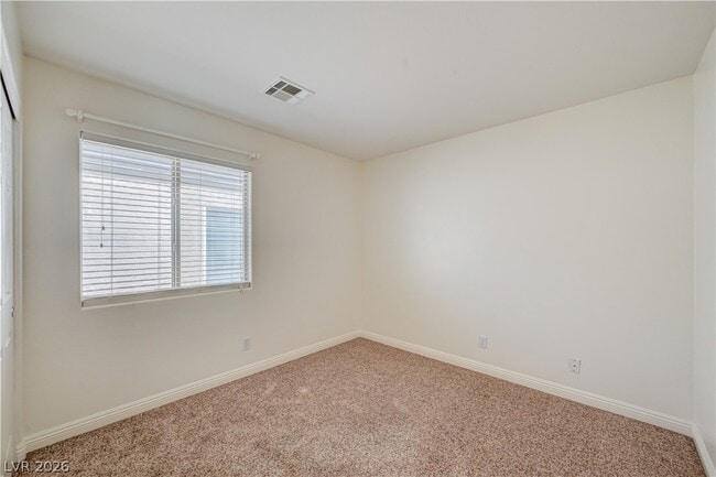 Building Photo - 9934 Star Lake Ave