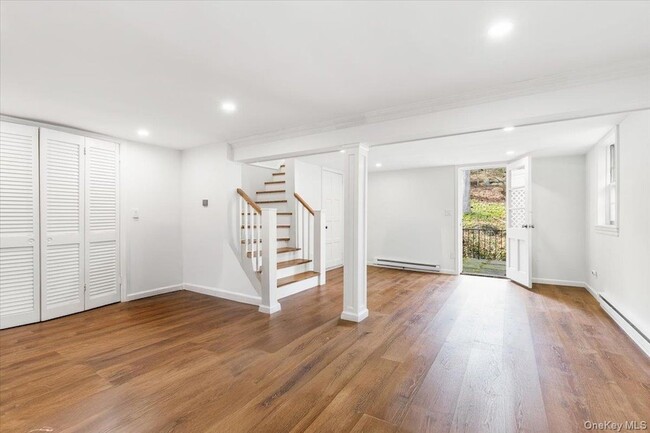 Building Photo - 111 Spier Rd