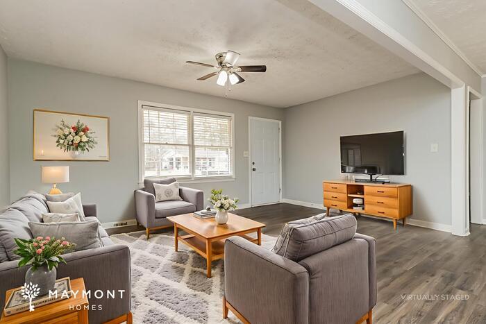 Building Photo - 1716 Hallmark Dr