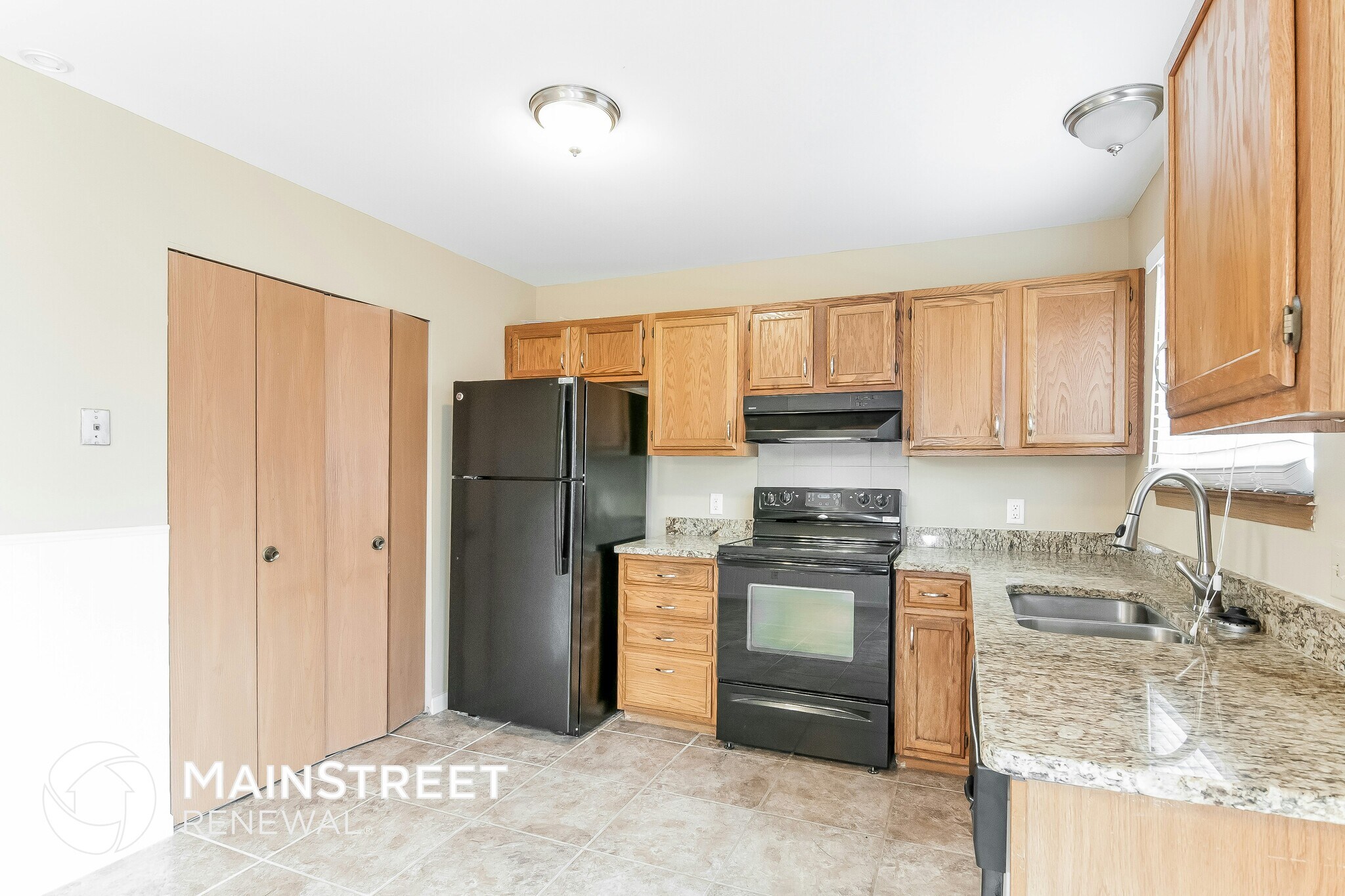 Building Photo - 4112 Monsols Dr