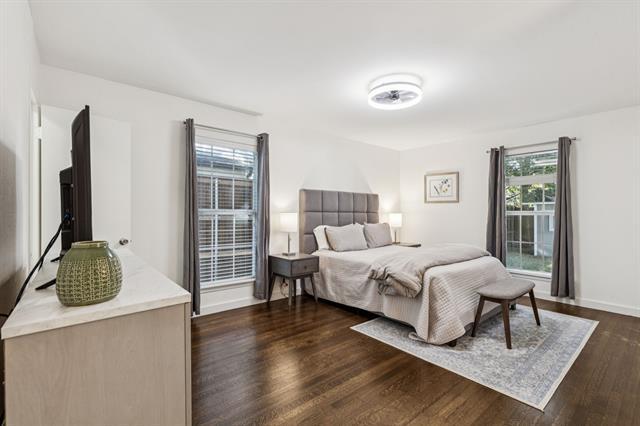 Building Photo - 10525 Castlegate Dr