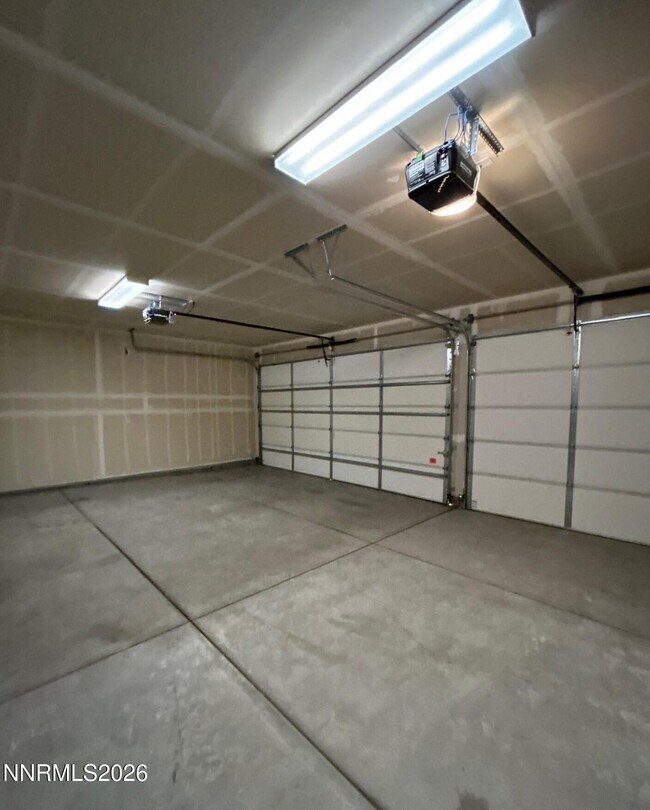 Building Photo - 774 Sweet Briar Ln