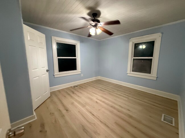 Building Photo - 4104 Old Austell Rd