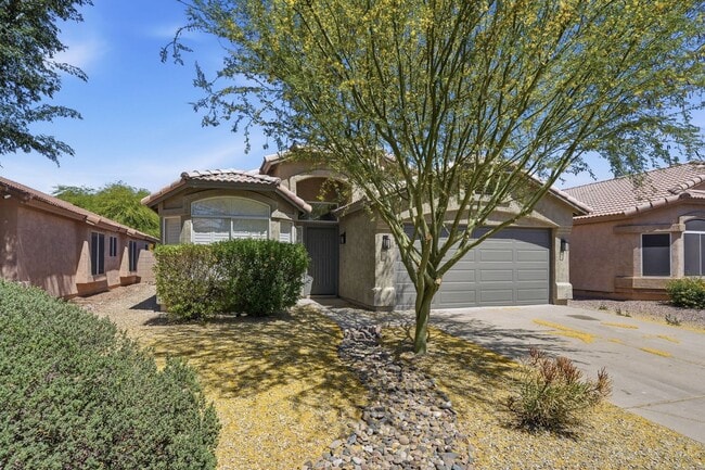 Building Photo - Stunning Home in North Phoenix