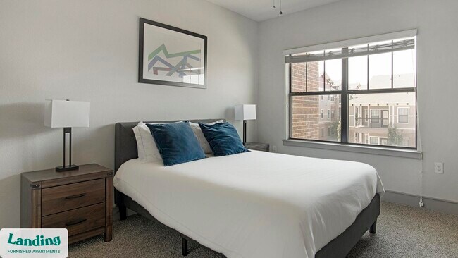 Building Photo - 4689 Mustang Pkwy