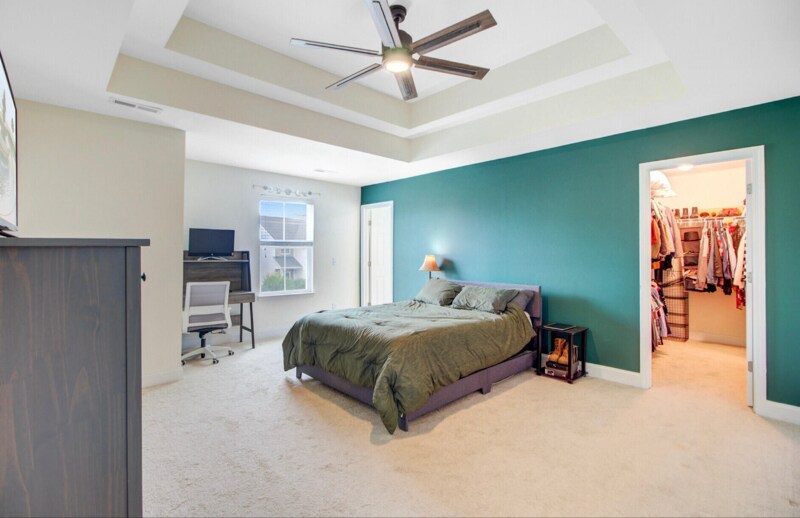 Building Photo - 520 Crossland Dr